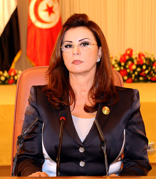 Leïla Ben Ali en Tunisie : la pourriture féministe a saigné tout un pays. Vive la révolution de Jasmin!