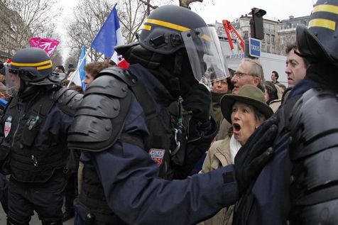 (Vidéo) Manif du 24 mars 2013, le in et le off.